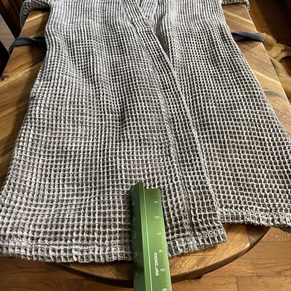 Parachute Gray Waffle Knit Men's Robe - Picture 7 of 8